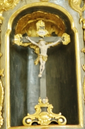 16 Kruzifix